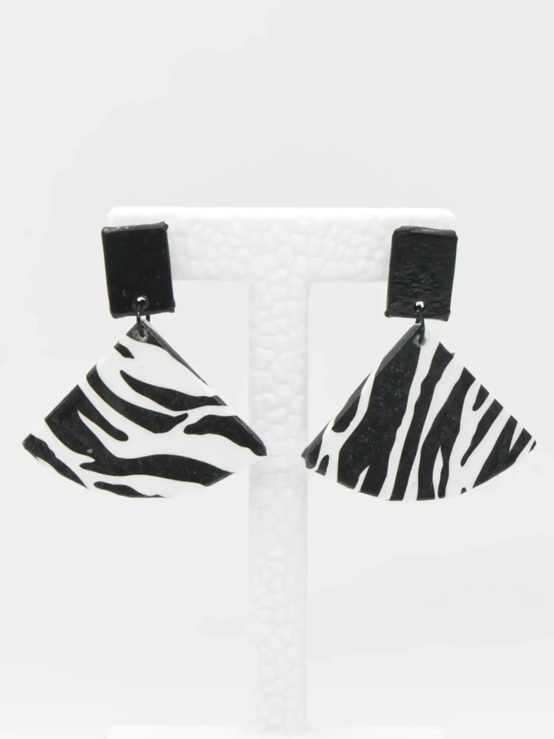 Black and white zebra-print dangle earrings