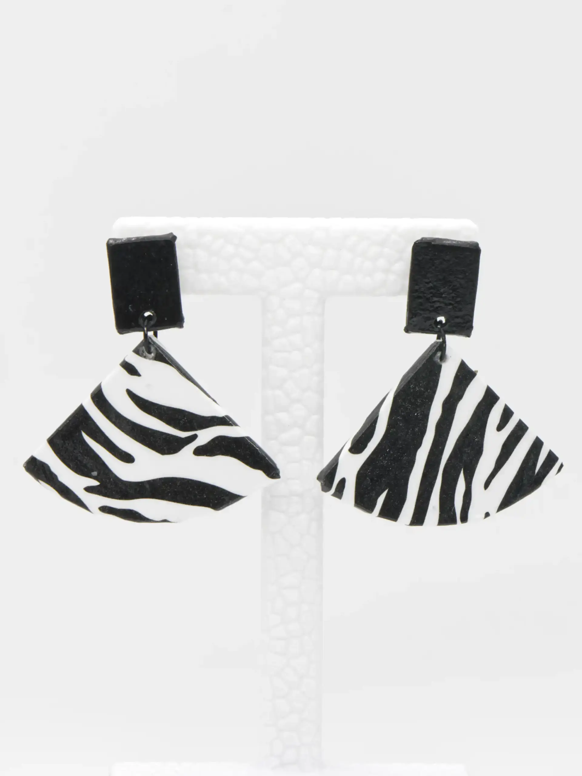 Black and white zebra-print dangle earrings